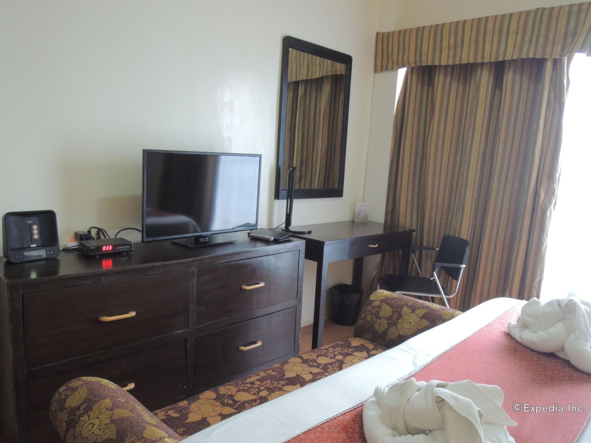 Days Hotel Cebu - Toledo Dış mekan fotoğraf